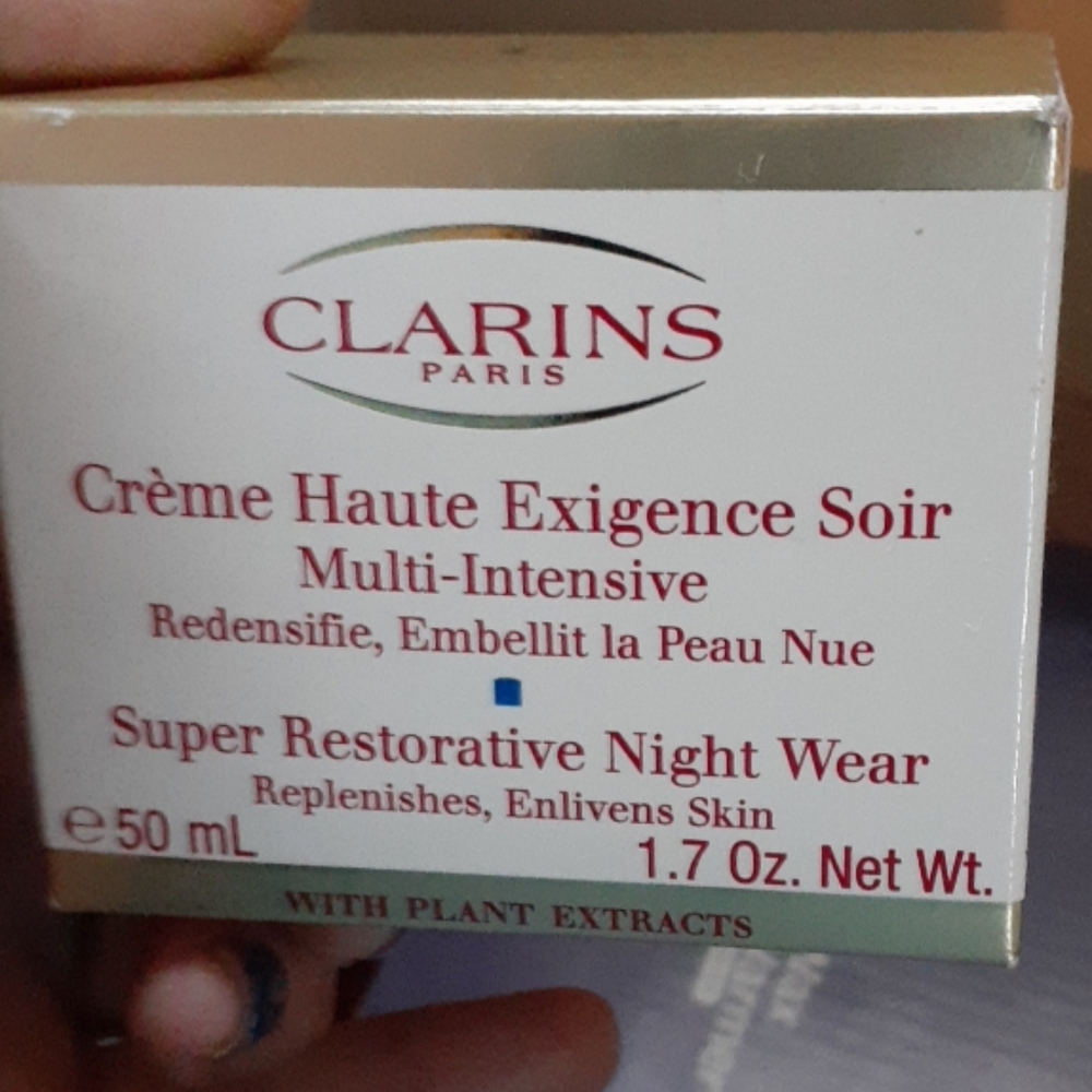 Face cream aging